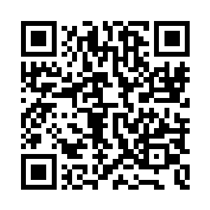 猴子迅速奔到正在合作实验的两个女学员面前二维码生成