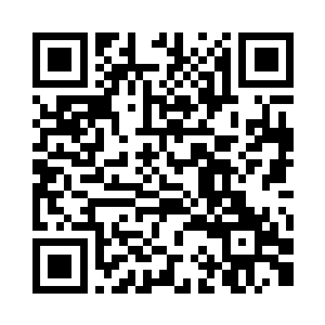 玄关外昏黄的灯光围出黑暗中的一片光明二维码生成