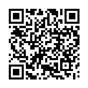 王副局长又从车后备箱里提出两瓶洋酒二维码生成