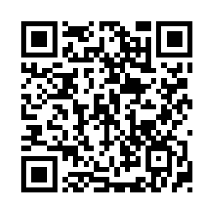 王彤看见王飞脸色确实有点不太好看点点头二维码生成