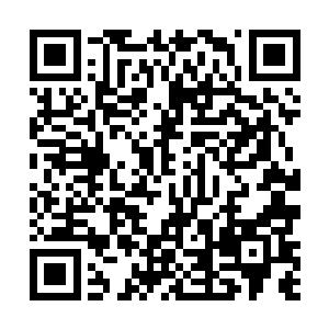 现在我再让你听听小怡和这首曲子的原作者是怎么弹的二维码生成