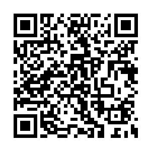 现在的他一时也想不出什么对付风天翔的办法来二维码生成