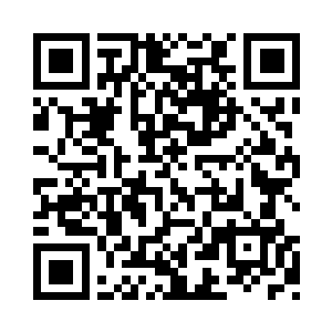 现在的他也不像是那个温文尔雅的英国绅士了二维码生成