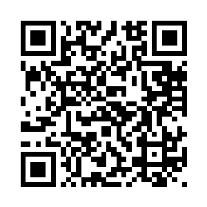现在还请大家坐在一边看一场好戏二维码生成