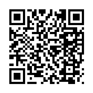 现在这臭丫头却一再让他下不来台二维码生成