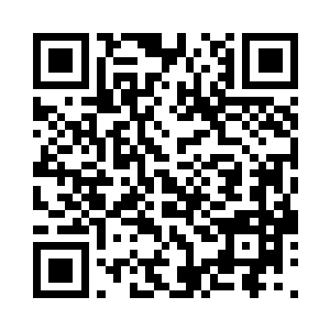 理由是她父亲不喜欢别人送他们东西的二维码生成