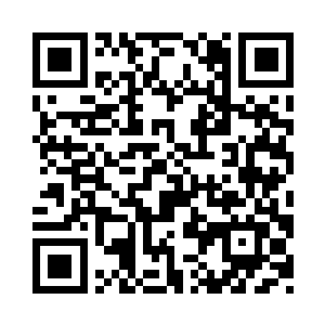 用头蹭了蹭满体芬香的大丫头丰腴胸脯二维码生成