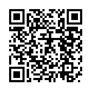 用高跟在柳逸尘的腿上恶狠狠的踹了一脚二维码生成