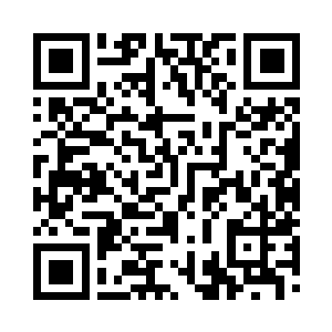 甩开最后一只拉着他的手――却是郭蓉的二维码生成