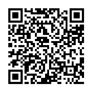 留在殿内的夏侯赢已然把面具与下颚上的那颗痣都带回去二维码生成