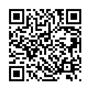 略一思索就认为父亲肯定是等他们先亲过二维码生成