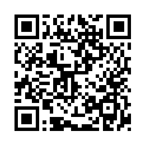 略显得阴柔的脸上扬起一抹若有若无的笑意二维码生成