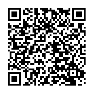 疯狂的蹂躏着那件空姐制服……而那件大概是维多利亚秘密最新款的内衣二维码生成