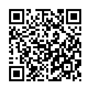 疯魔牛在前领着数人一路冲上仙国山头二维码生成