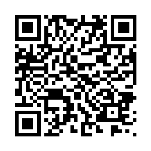 白小飞抽回了陷在火魔体内的手掌二维码生成