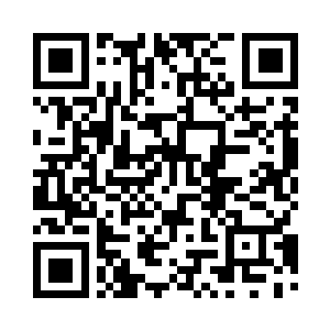 白振东看见咖啡厅的经理刚要打电话二维码生成