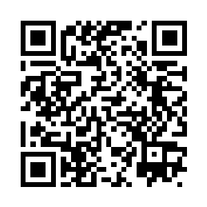 白无雪刚刚的那缕刀光形成一面冰镜二维码生成