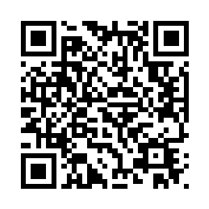 百丈道人有节奏地敲响了书房之门二维码生成