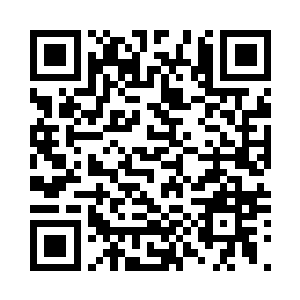 百川随便单手居然就挡住了他的攻击二维码生成