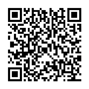 皆是一脸震惊的看着叶秋和黄埔云俩人所在的位置二维码生成