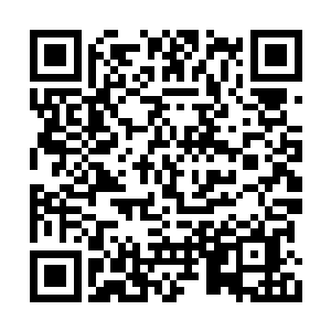 皇后并未领着徐骁去钦天监里官员扎堆的通天台二维码生成