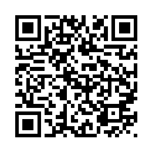 目光一刻都没有离开她精致的容颜二维码生成