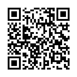 目光扫过对方手中把玩着的一朵百合花二维码生成