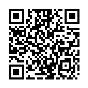 目光落在沙发上熟睡中的小身影上时二维码生成