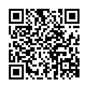 目光顺着薛三一直在看的方向看去一眼二维码生成