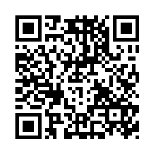 直接抛出了自己微电影中的主角角色二维码生成