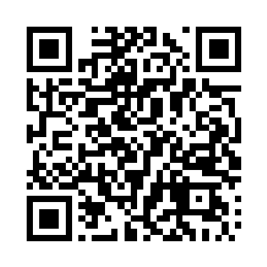 直接拿出昨天晚上让邵华整理好的合约递给她二维码生成