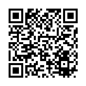 直接看也没看就猛地把大裤衩往旁边一甩二维码生成