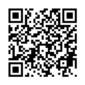 相比那些精致的文字他更喜欢干实事二维码生成