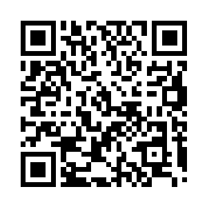 看到下午张小凡给她买的衣服有些弄皱了二维码生成