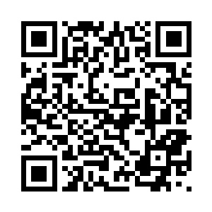 看到符元界的空间游离着金色符球二维码生成