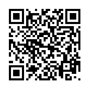 看着沿途笼罩着的黑色或者白色雾气二维码生成
