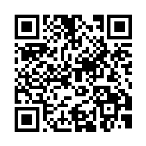 看着红着脸神态有些扭捏起来的郭红衣二维码生成