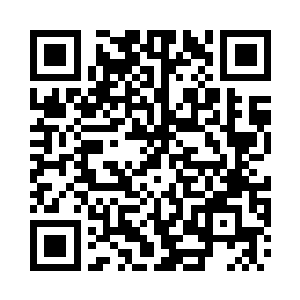 看着逐渐围拢在周围的两三百名战士二维码生成