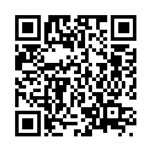 看着那几个男人还在拷问那个小混混二维码生成