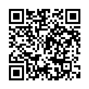 看起来无比胆大的和他身体贴近着二维码生成