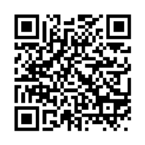 眯眼看着前方笼罩而来的青焰火海二维码生成