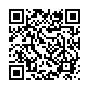 眼中浮现出一丝担忧和不舍的神色二维码生成