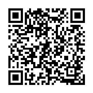 眼前的这个男子似乎像一个魔咒一般搅的黑暗联盟天翻地覆二维码生成