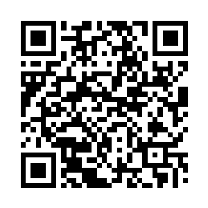 眼珠子都快瞪到人家小姑娘身上去了二维码生成