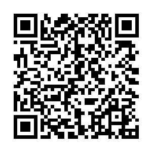 眼看着火箭弹从地面上发射却在离他老远的地方就纷纷自爆二维码生成
