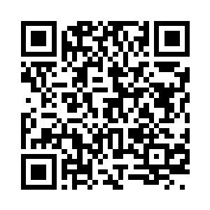 眼睛再次落在婴儿手臂粗细的圆形瓶身上二维码生成