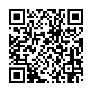 眼神之中也是露出了深深的疑惑和担心的二维码生成