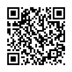 眼神冰冷的看着陆锦华这番高傲的样子二维码生成