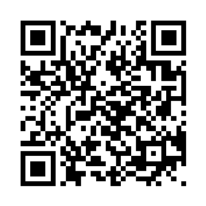 瞬间冲开穴道的夭华猛然一把推开乌云二维码生成