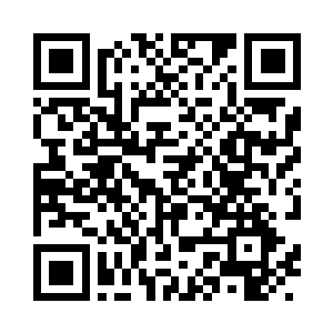 石爱国阴沉着脸看着一片狼藉的街道二维码生成
